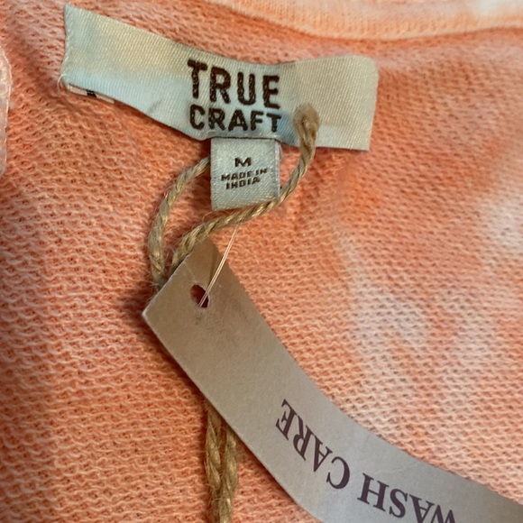 NWT Tye DyeColor Blocked Tie Dye V-Neck Sweatshirt by True Craft - Picture 5 of 7